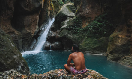 Bassin Bleu: Las Piscinas Naturales Color Azul Cobalto Escondidas en Haití