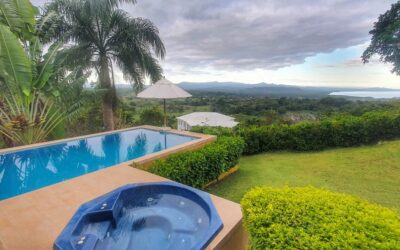 Luxury Villa en lo Alto de Rio San Juan: Imponente vista y Piscina Infinita