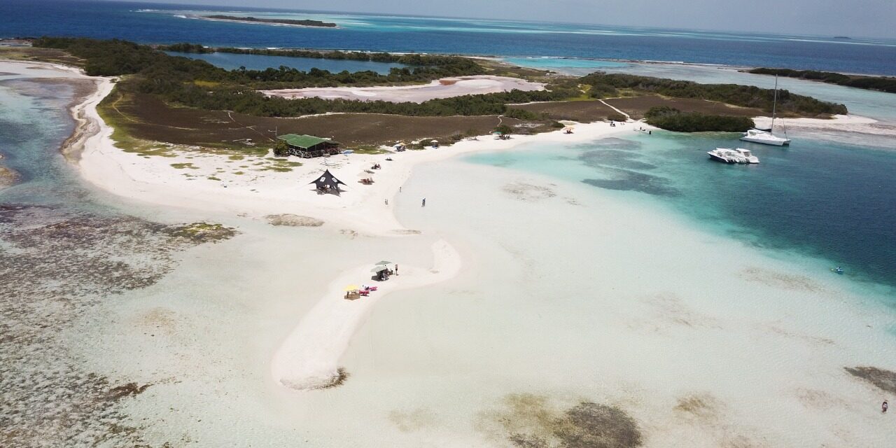 EXCURSIONES A VENEZUELA a las Playas de Los Roques(Las Maldivas del Caribe)