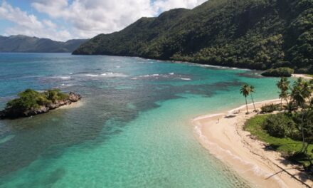 Excursión Playa Ermitaño, Playa Onda + Cascada El Castaño | El Valle, Samaná